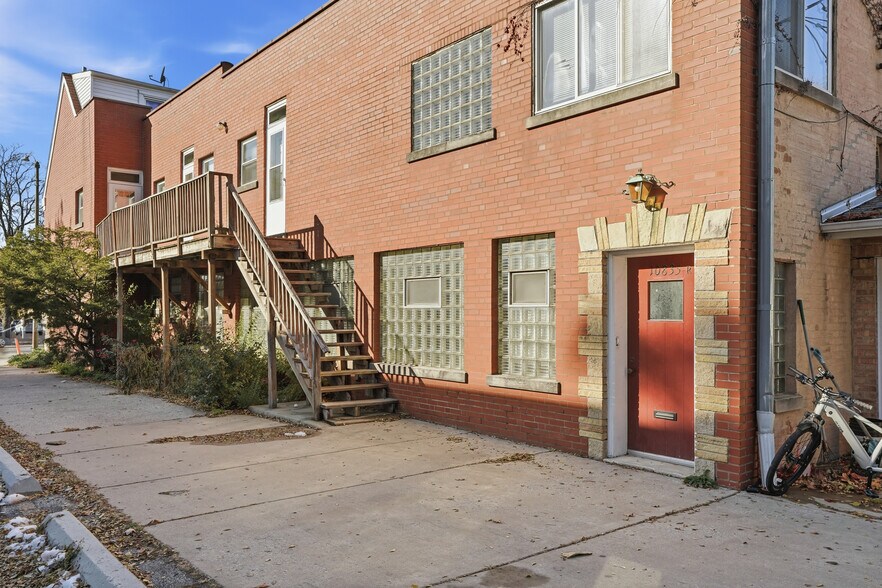 More Photos Of 10835 S Western Ave, Chicago Apartments For Sale