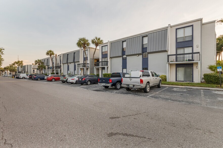 More Photos Of 2690 Drew St, Clearwater Apartments For Sale
