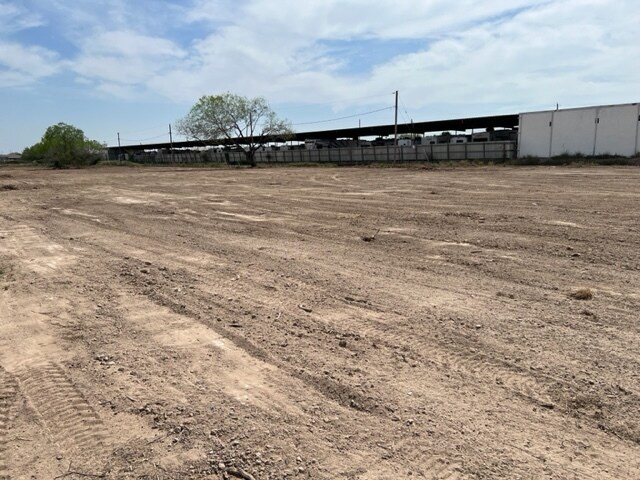 More Photos Of 1710 N Closner Blvd, Edinburg Land For Lease