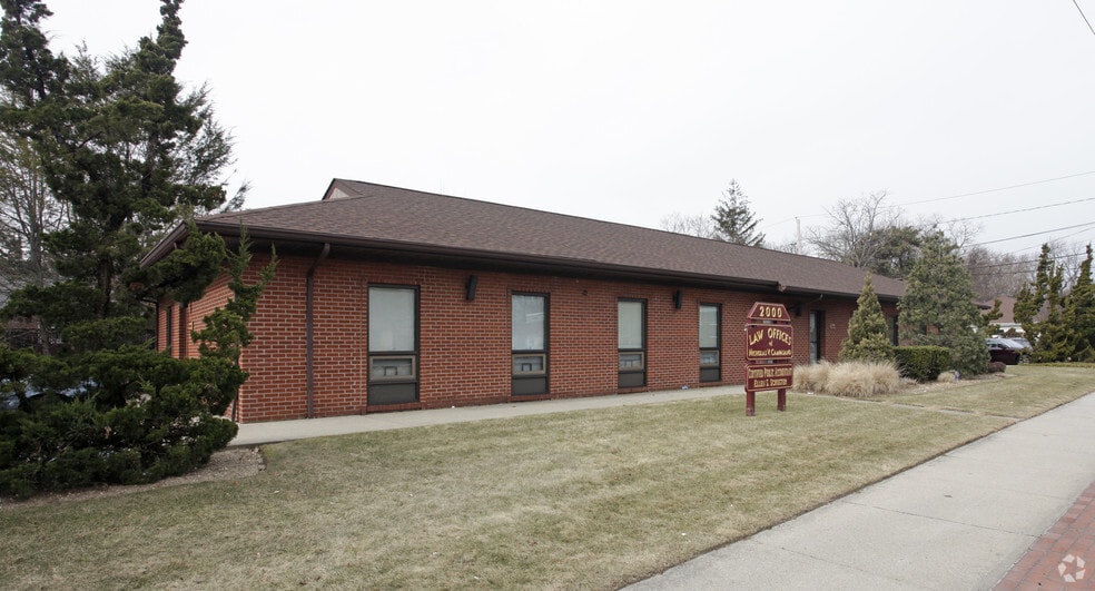 Primary Photo Of 2000 Deer Park Ave, Deer Park Coworking Space