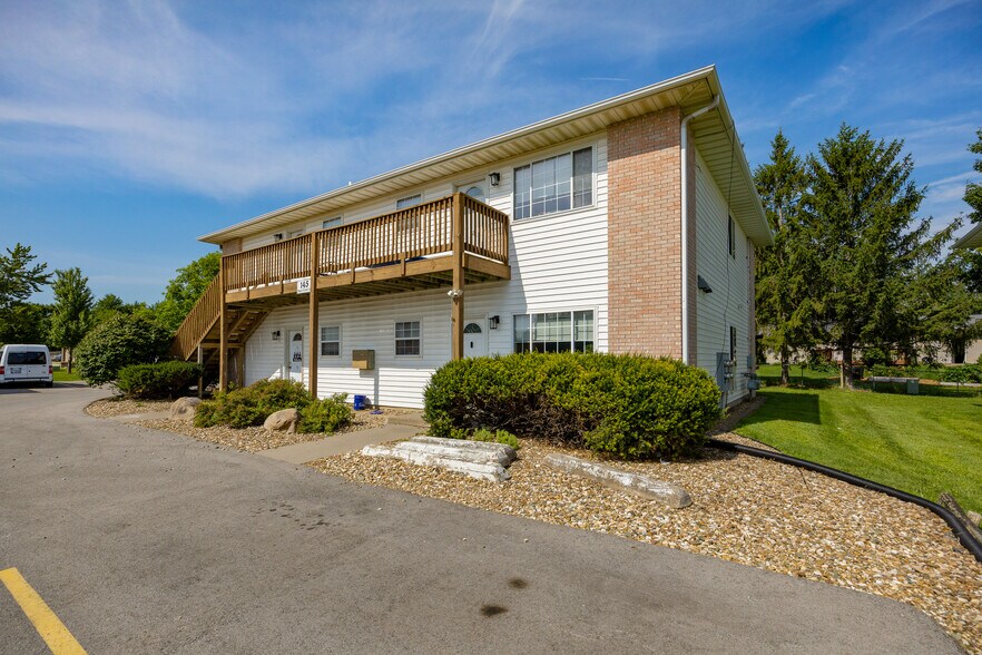 More Photos Of 145 Sugar Creek Ln, North Liberty Apartments For Sale