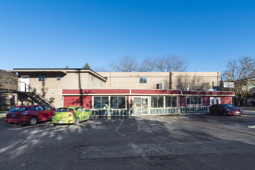 More Photos Of 9103 Glover Rd, Langley Storefront Retail Residential For Lease