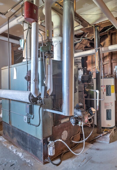 More Photos Of 33 School St, Troy Religious Facility For Sale