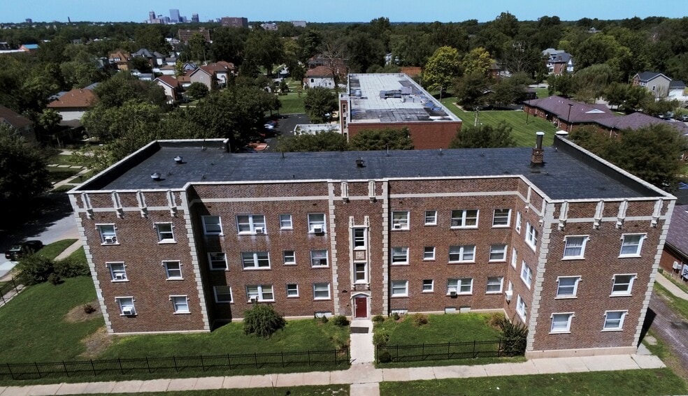 More Photos Of 807 Clara Ave, Saint Louis Apartments For Lease