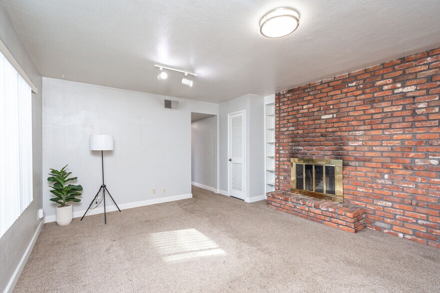 More Photos Of 815 18th St, Sacramento Apartments For Sale