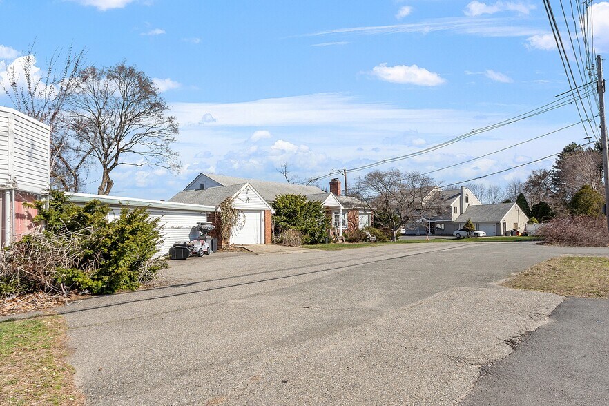 More Photos Of 344 Broadway, Lynnfield Storefront Retail Residential For Sale