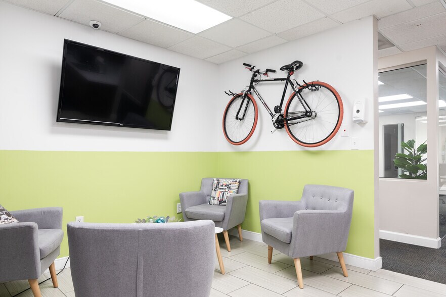 More Photos Of 2645 Executive Park Dr, Weston Coworking Space