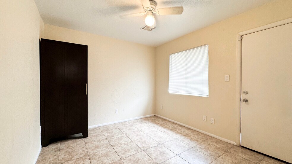 More Photos Of 8939 N 8th St, Phoenix Apartments For Sale