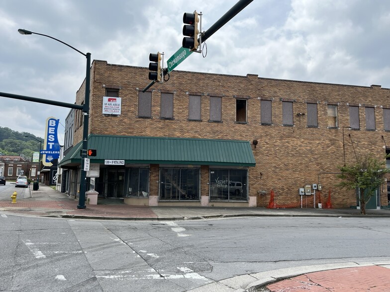 Primary Photo Of 201 Chickamauga Ave, Rossville General Retail For Sale