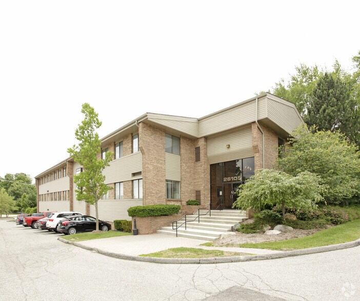 Primary Photo Of 26105 Orchard Lake Rd, Farmington Hills Office For Lease