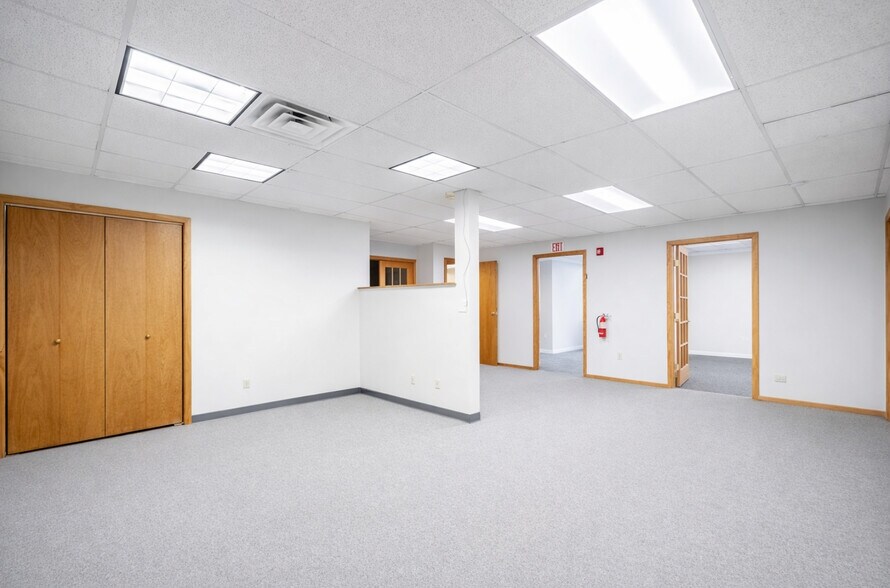More Photos Of 324 Ringwood Ave, Pompton Lakes Light Manufacturing For Lease