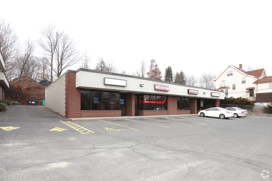 More Photos Of 551 Wolcott St, Waterbury Unknown For Lease