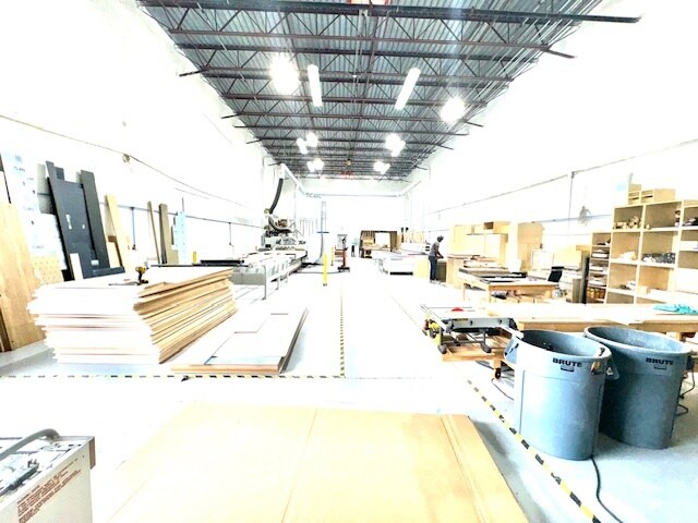 More Photos Of 2400 W Copans Rd, Pompano Beach Showroom For Lease