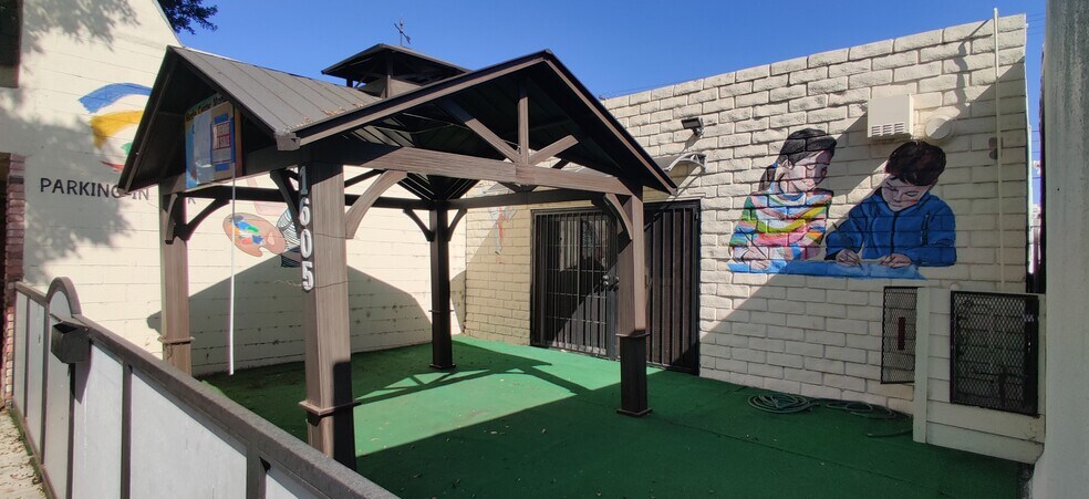 More Photos Of 1605 W Magnolia Blvd, Burbank Freestanding For Sale