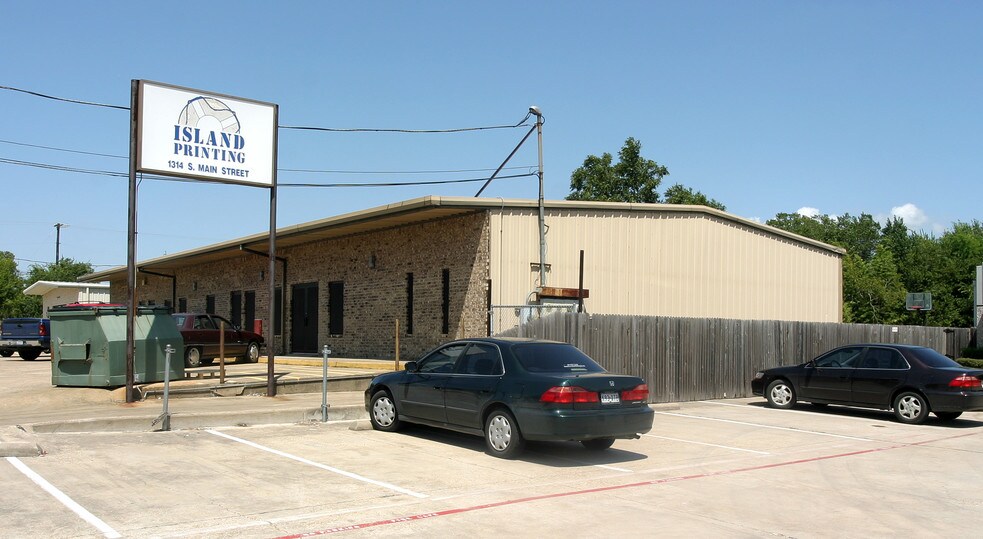 More Photos Of 1314 S Main St, Duncanville Office For Lease