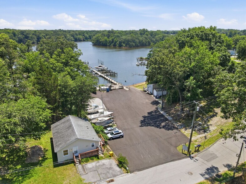 More Photos Of 7813 Leymar Rd, Glen Burnie Marina For Sale