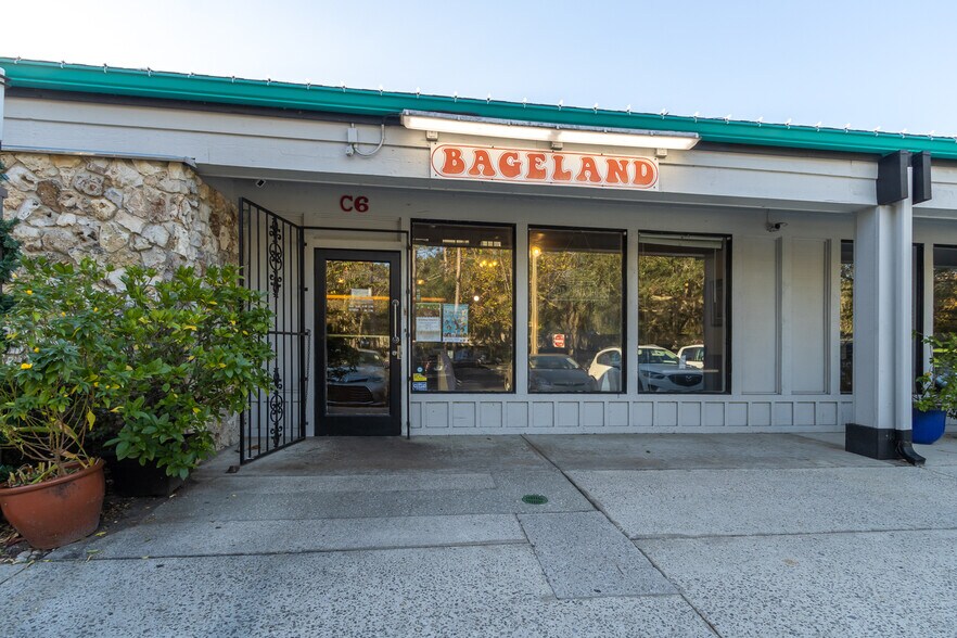 More Photos Of 2441 NW 43rd St, Gainesville Storefront For Sale