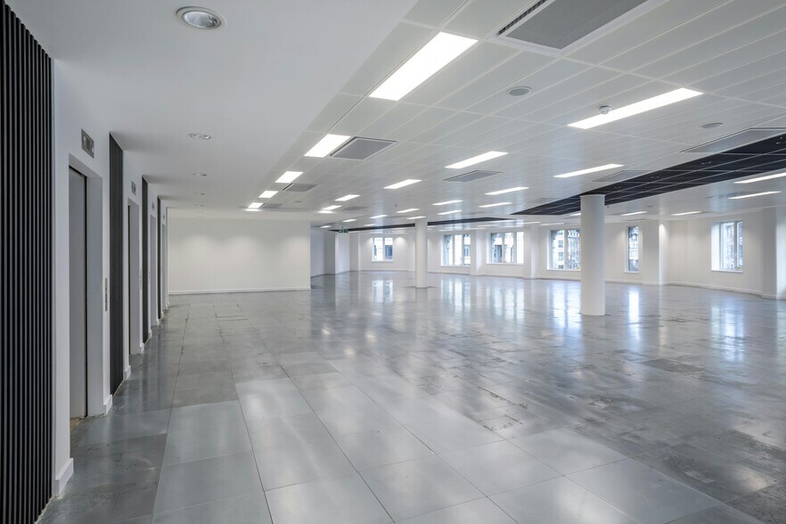 More Photos Of 1 Kingsway, London Office For Lease