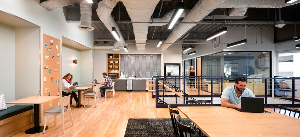 More Photos Of 555 Anton Blvd, Costa Mesa Coworking Space