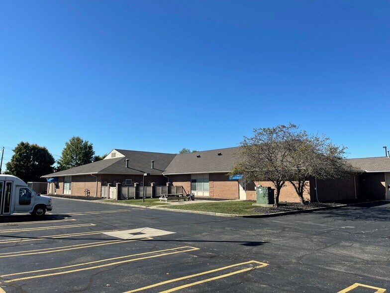 More Photos Of 178 W Schrock Rd, Westerville Office For Lease