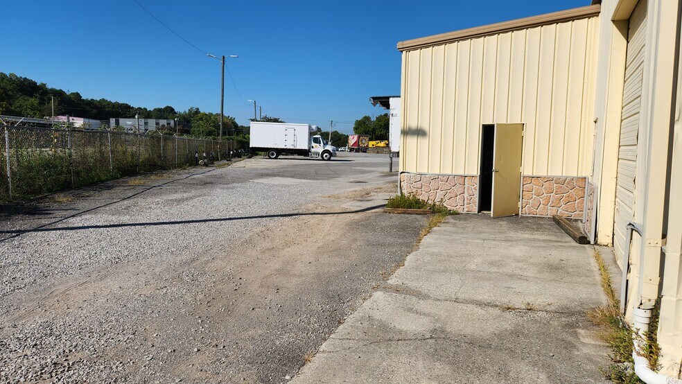 More Photos Of 5300 S Middlebrook Pike, Knoxville Industrial For Sale