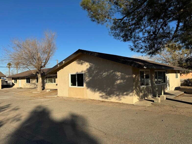 More Photos Of 16012-16020 Juniper St, Hesperia Assisted Living For Lease