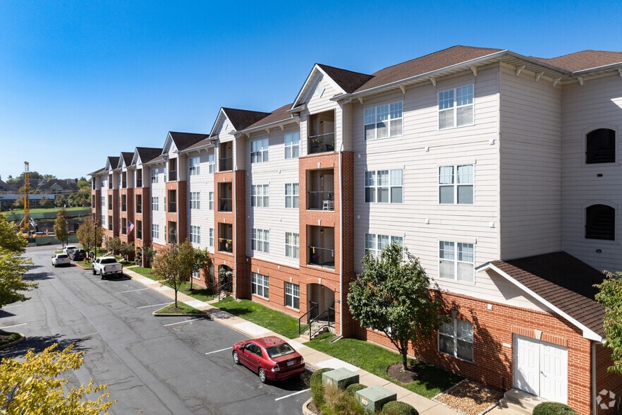 Primary Photo Of 141 E Madison Ave, Kirkwood Apartments For Lease