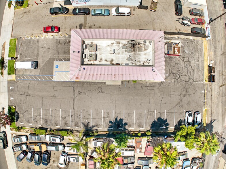 More Photos Of 142 N Mountain Ave, Ontario Restaurant For Sale