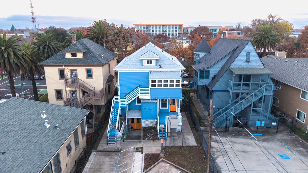 More Photos Of 2025 P St, Sacramento Office Residential For Lease