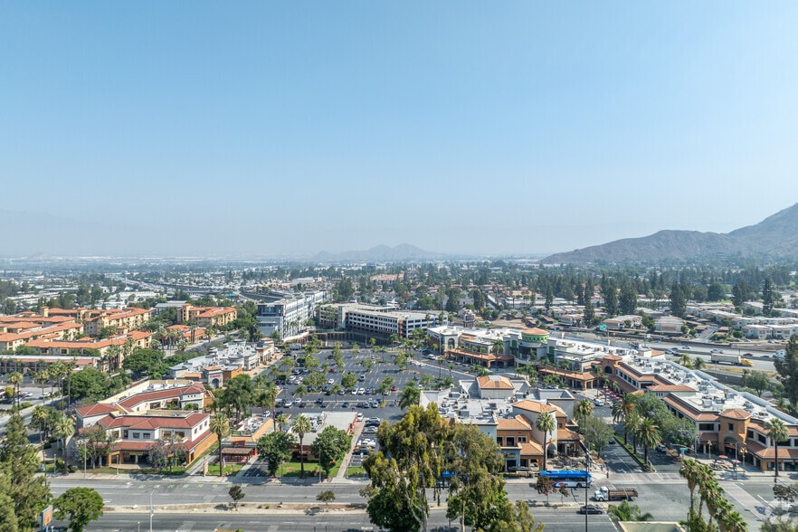 More Photos Of 1209 University Ave, Riverside Office For Lease