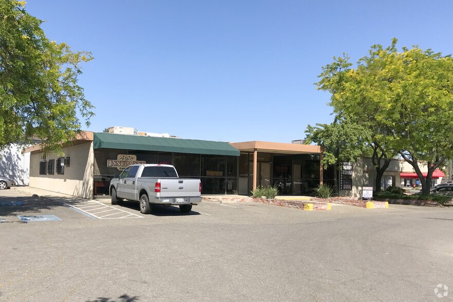 Primary Photo Of 91-97 W Main St, Woodland Office For Lease