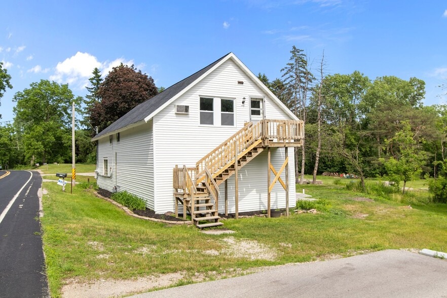 More Photos Of 1903 E Apple Creek Rd, Appleton Apartments For Sale