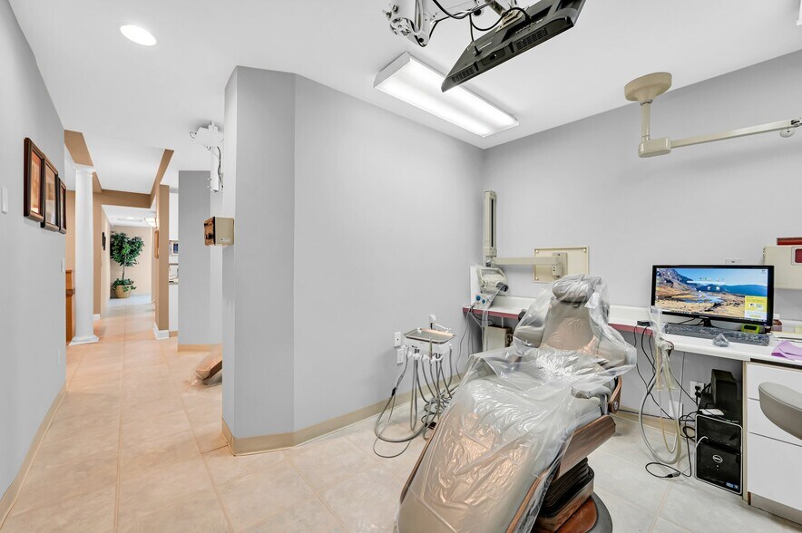 More Photos Of 21 Orchard St, Denville Medical For Lease