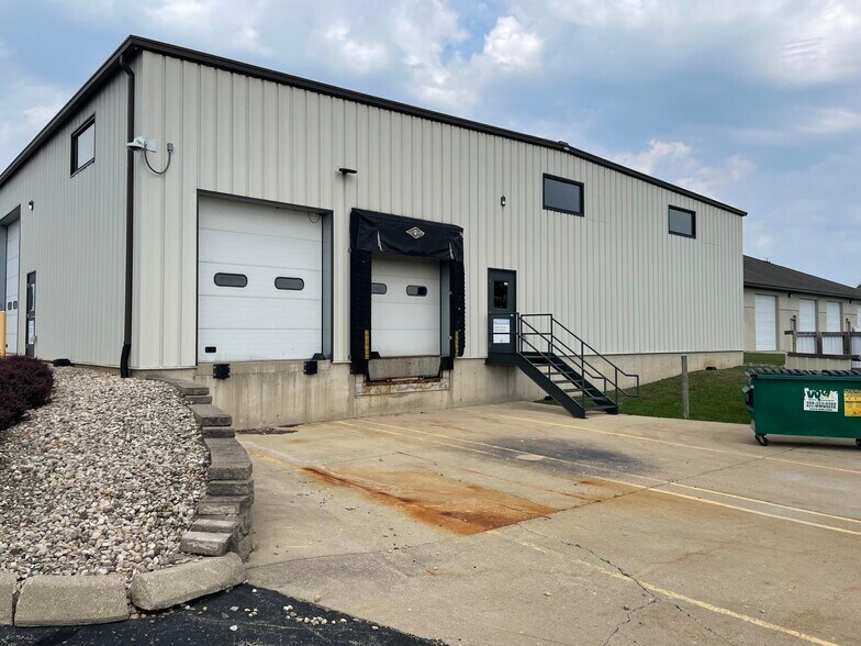 Primary Photo Of 380 Business Park Cir, Stoughton Warehouse For Lease