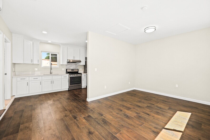 More Photos Of 1227 E Grovecenter St, West Covina Specialty For Sale