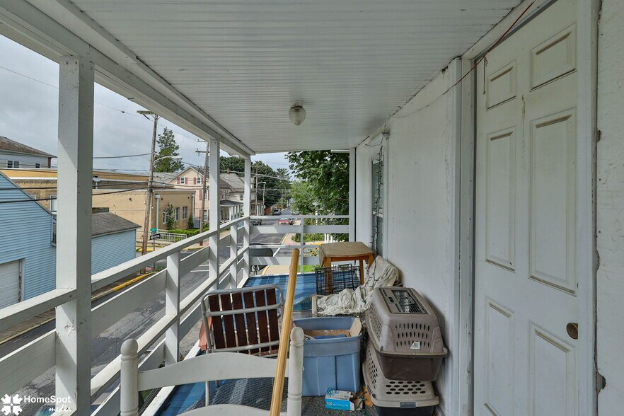 More Photos Of 217 Pen Argyl St, Pen Argyl Multifamily For Sale