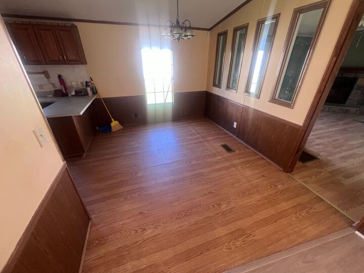 More Photos Of 530 Sims St, Maysville Flex For Lease