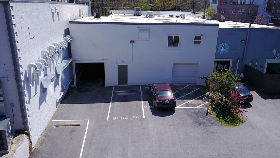 More Photos Of 2084 Cheshire Bridge Rd NE, Atlanta General Retail For Sale