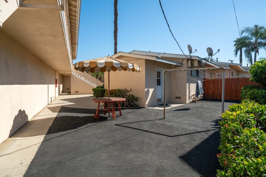 More Photos Of 1116 West Ave, Fullerton Apartments For Sale