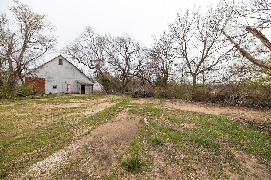 More Photos Of 2216 E Ford St, Valley Center Land For Sale