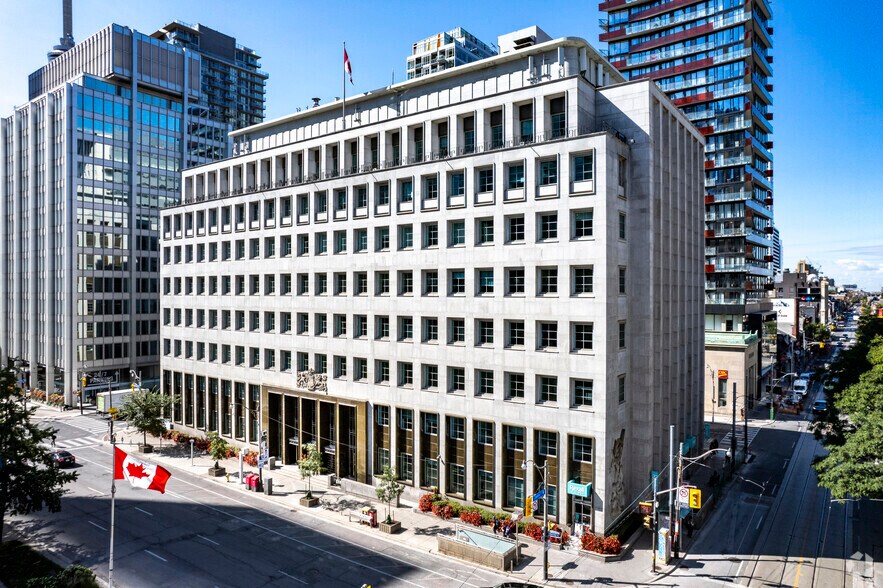Primary Photo Of 250 University Ave, Toronto Coworking Space