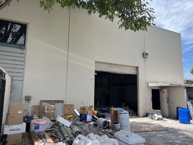More Photos Of 2485 Technology Dr, Hayward Research And Development For Lease