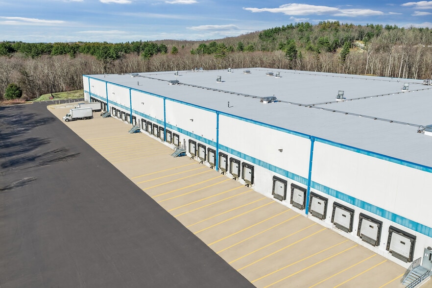 More Photos Of 150 Hayes Memorial Dr, Northborough Distribution For Lease