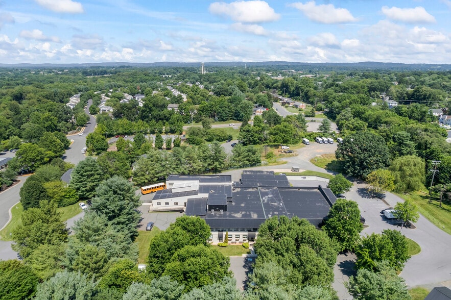 More Photos Of 210 N 21st St, Purcellville Flex For Sale