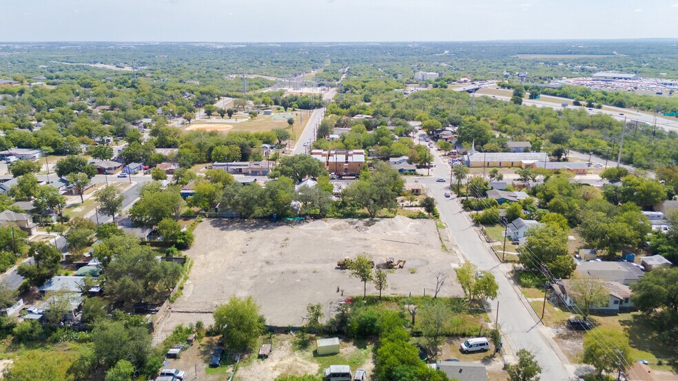 More Photos Of 1349 Essex st, San Antonio Land For Sale