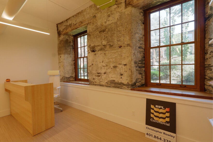 More Photos Of 105 Wickenden St, Providence General Retail For Lease