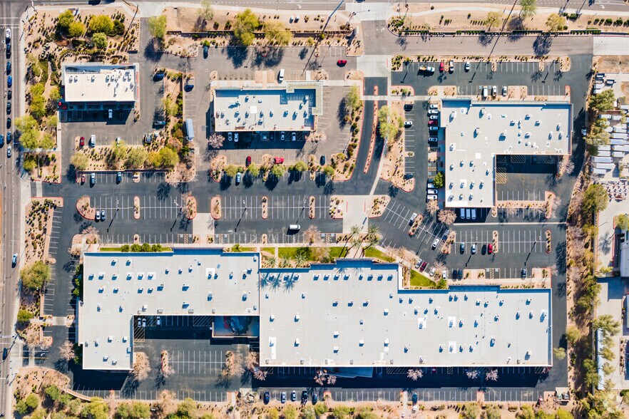 More Photos Of 6150 W Chandler Blvd, Chandler Light Distribution For Lease