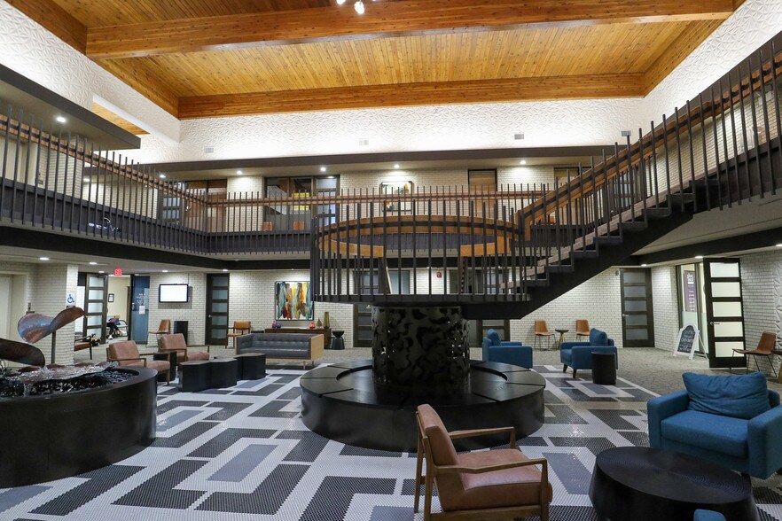 More Photos Of 940 E 3rd St, Casper Medical For Sale