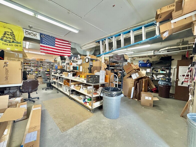 More Photos Of 120-124 Laurel Rd, East Northport Freestanding For Sale