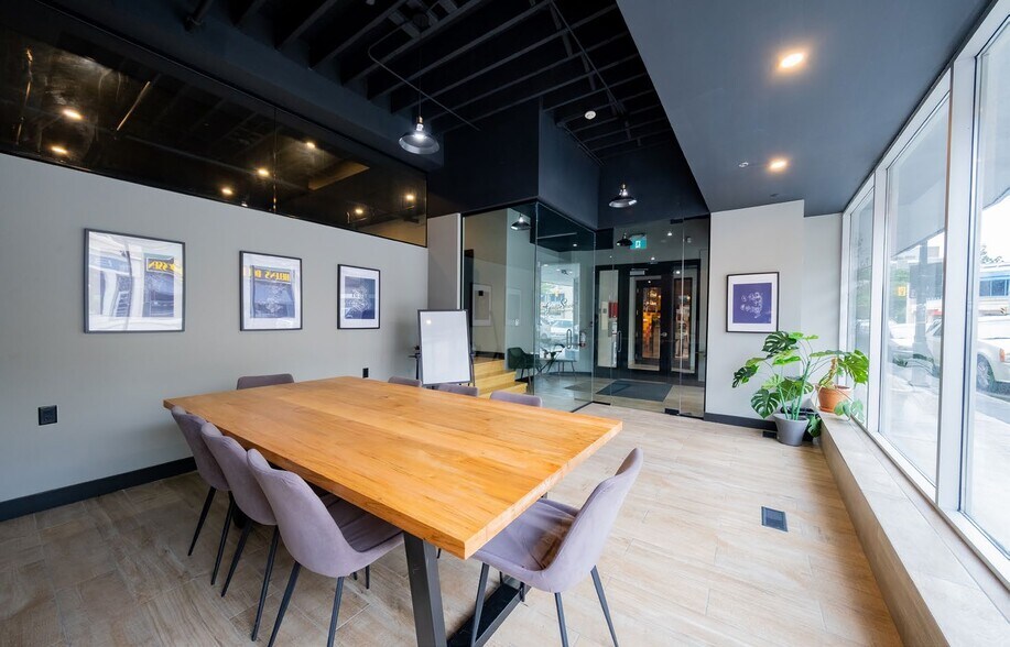 More Photos Of 45 James St, St Catharines Storefront Retail Residential For Lease